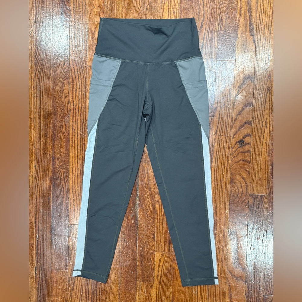 Aerie Black and Gray High-Waisted Leggings